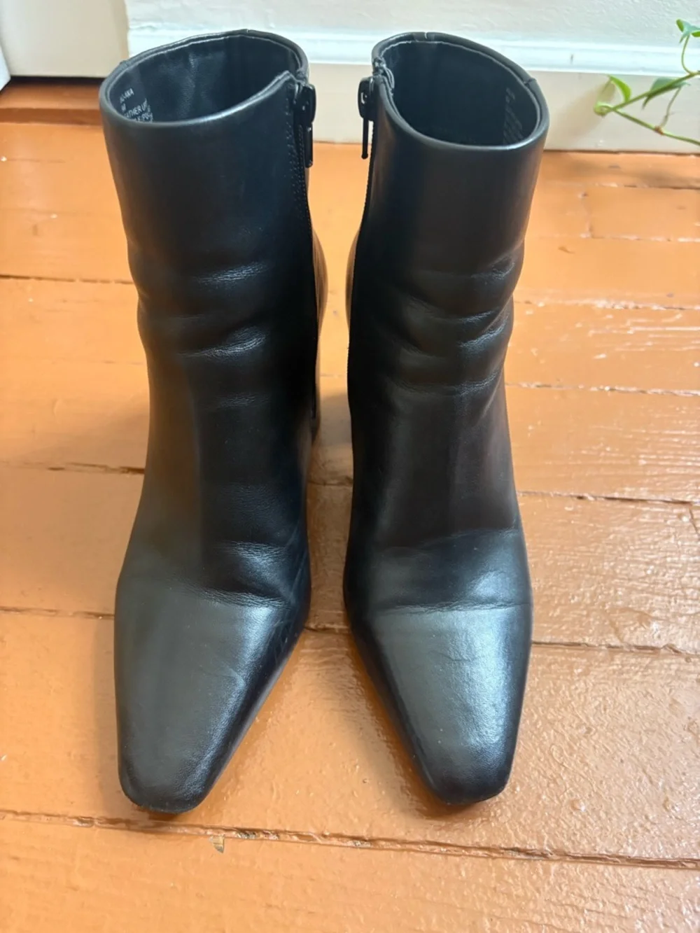 Aqua Black Leather Pointed Square-Toe Ankle Boots